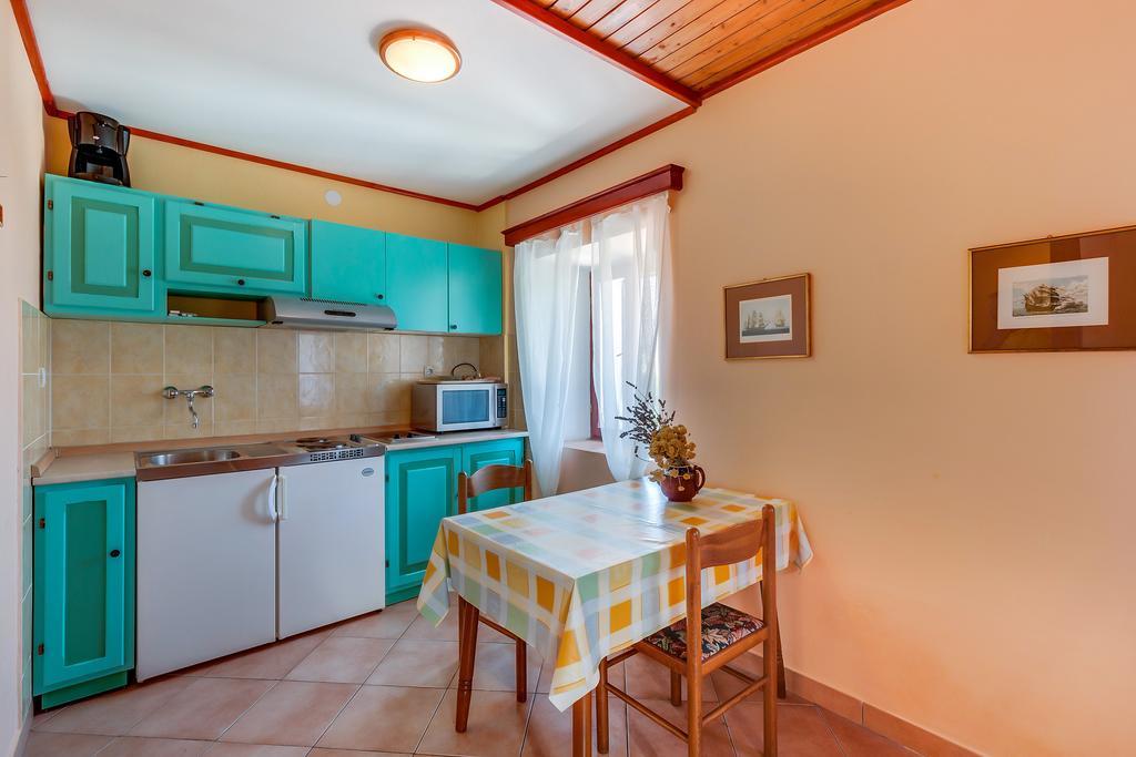 Apartments Josip & Maria Veli Lošinj Buitenkant foto
